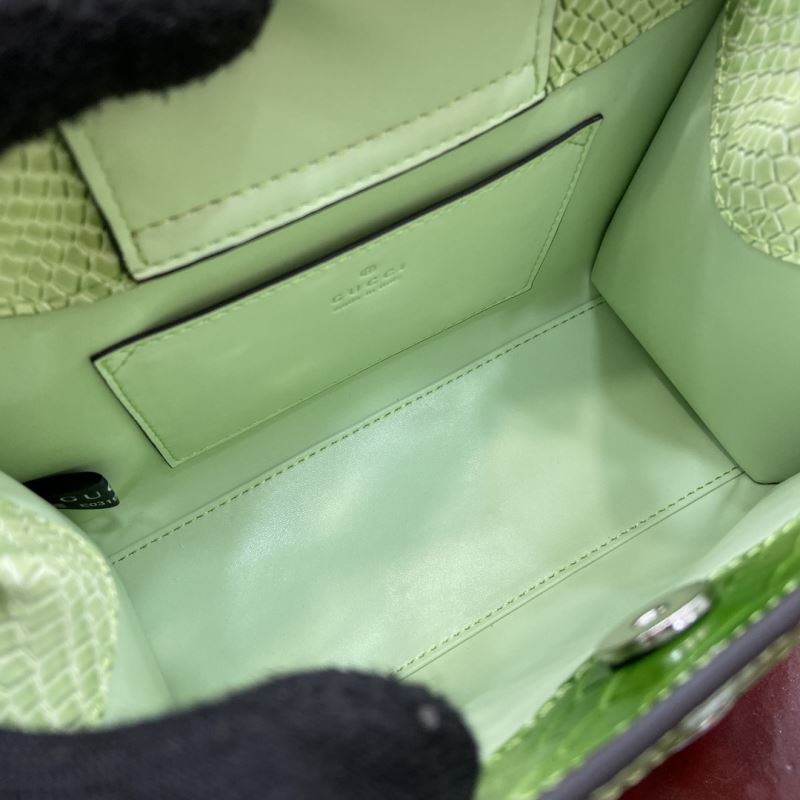 Gvc*1 tote bags